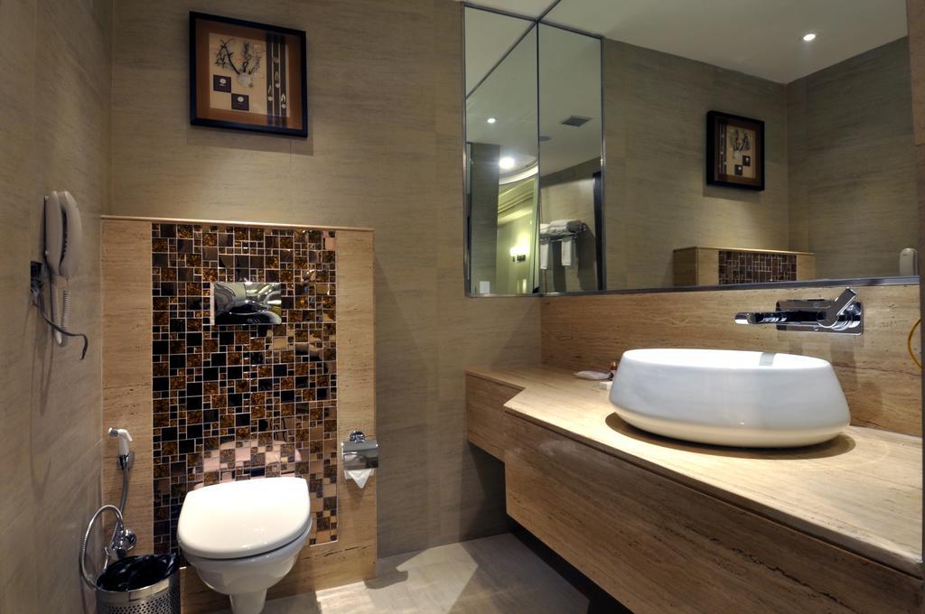 The Cove Hotel Panchkula Ruang foto